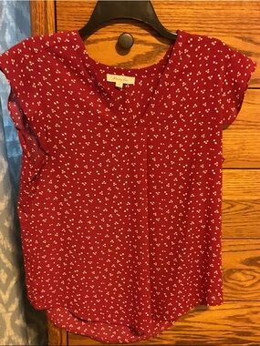 Women's Monday Fun Red V-Neck Cap Sleeve Blouse with Mini Dot Print